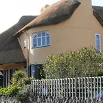 Cott Inn