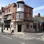 The Tides Inn