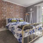 The Abbey View Apartment