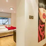 Heart Of The City By Edinburgh City Apartments
