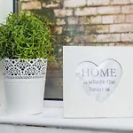 Donegall Avenue - Serviced Accommodation