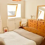 3 Bedroom House Near The City Centre