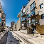 Brighton City Point Apartment Horstead