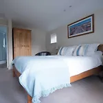 Rowan Cottage, Cubert