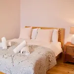 1 Bedroom Flat Near Holyrood Park - Sleeps 4