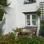 Myrtle Cottage