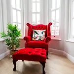 Californication - 2 Bed Apartment
