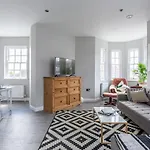 Exhale - 2 Bed Apartment