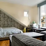 Centre Stay Townhouse