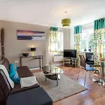 Meridian Apartments - Southend