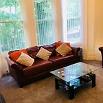 No 2 At Ivanhoe - Large 1 Bed Near Sefton Park And Lark Lane