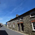 Bwthyn Clyd