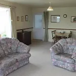 Malin Court 7