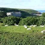Manorbier Bed And Breakfast