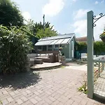 Blacksmith'S Cottage