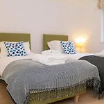 Gara Rock - Garden Apartment 7, Salcombe