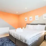 Altido Modern Flat In The City Center