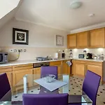 Altido Homely Apartment Near Leith Walk