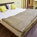 Hotel Drishti Inn
