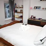 Chapel Lane - Charming Modern One Bed Apartment At The Shore!