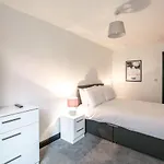 North House Deluxe Apartments