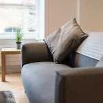 Trafalgar House Apartment Two