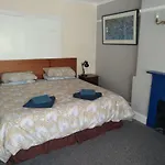 Driftwood Suites