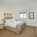 Pond Cottage