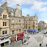 World'S End - Historic 2 Bed On The Royal Mile, Sleeps 4