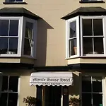 Myrtle House Hotel Tenby