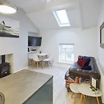 Host & Stay - The Surfer'S Loft Apartment
