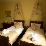 Trehaven Manor
