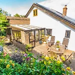 Covehurst Bay Holiday Cottages