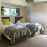 Tors Top Bed And Breakfast
