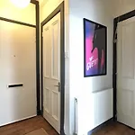 1 Bedroom Flat In Edinburgh