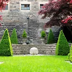 Deluxe Edinburgh Retreat Apartment