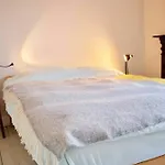 1 Bedroom Apartment In Edinburgh