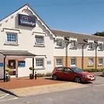 Travelodge Cardiff Airport