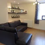 40 Salisbury Court Apartment