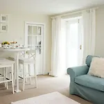 Albany Apartment