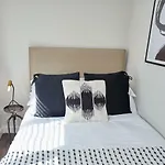 Host & Stay - West Cliff View