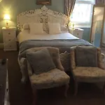 Anchorage House
