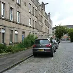 Downfield Place - Bright Edinburgh Flat 15 Minutes To Princes St