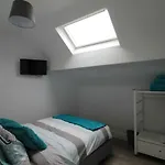 2 Serviced Apartments In Childwall-South Liverpool - Each Apartment Sleeps 6