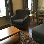Flat 3,19 Pier Street