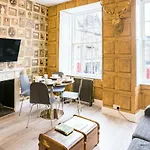 West Bow - Magical Harry Potter-Inspired Flat Near Edinburgh Castle