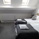 Molyneux Apartments
