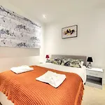 17 2 Melvin Walk