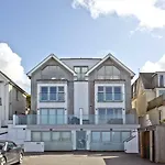 5 Fistral Beach, Newquay