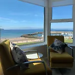 Luxury South Pier Apartment